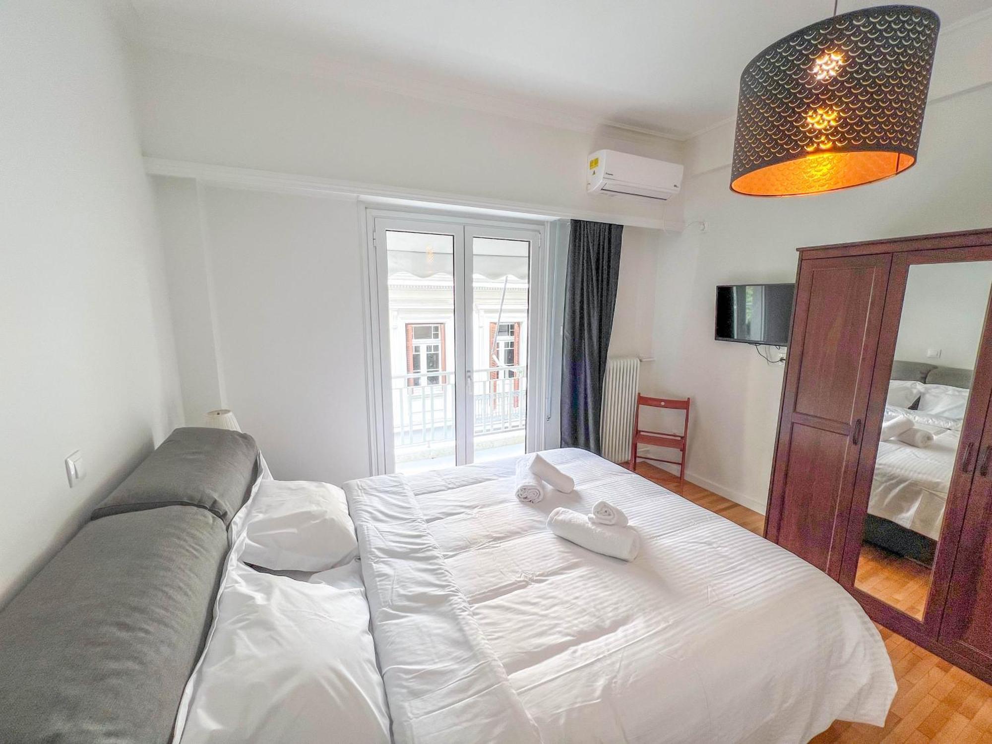 אתונה Family Two Bedroom Apartment Benaki מראה חיצוני תמונה