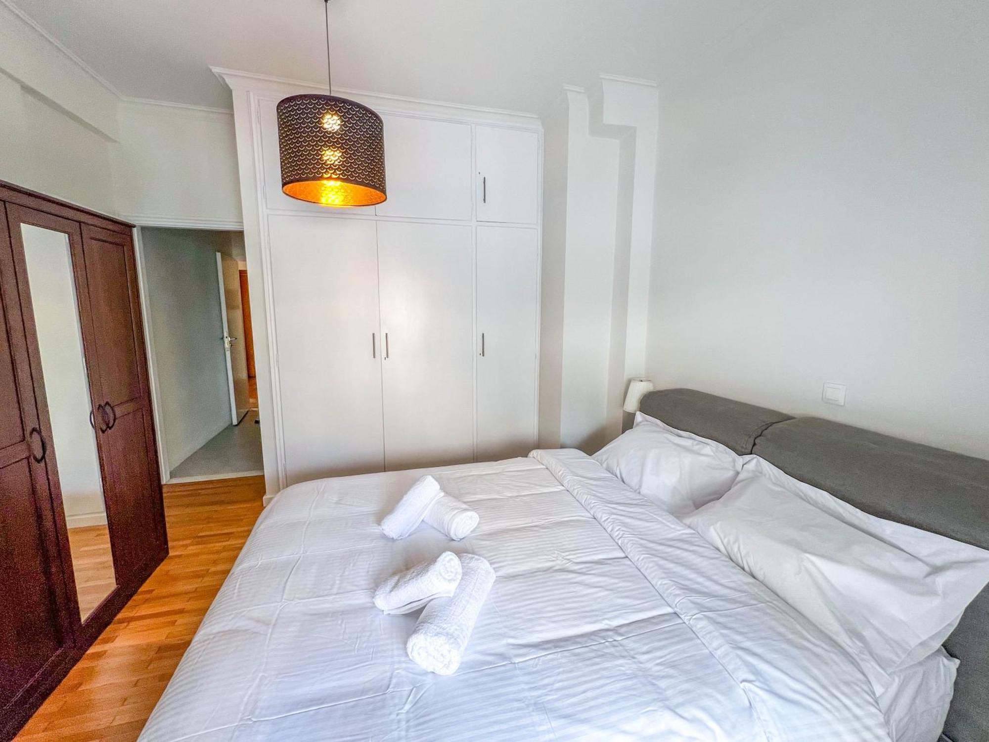 אתונה Family Two Bedroom Apartment Benaki מראה חיצוני תמונה